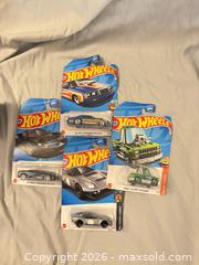 MaxSold Auction: Hot Wheels Assorted Die-Cast Cars with Plastic Carrying Case (16-30) - Wheatland (New York, USA) SELLER MANAGED Reseller Online Auction - State Street