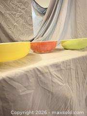 MaxSold Auction: Vintage Pyrex Glass Mixing Bowl Set of 3 Yellow & Green - Wheatland (New York, USA) SELLER MANAGED Reseller Online Auction - State Street
