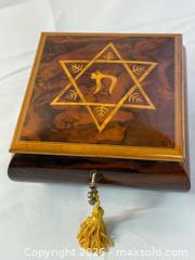 MaxSold Auction: Handcrafted Italian Sorrento wood inlay music box featuring a Star of David - Menlo Park (California, USA) SELLER MANAGED Downsizing Online Auction - Henderson Place