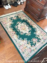 MaxSold Auction: 6' x 4' Oriental Floral Area Rug C - Niagara Falls (Ontario, Canada) Moving Online Auction - January Drive