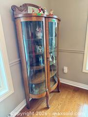 MaxSold Auction: Antique/Vintage Curved Glass Display Cabinet C - Niagara Falls (Ontario, Canada) Moving Online Auction - January Drive