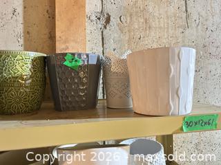 MaxSold Auction: Assorted Ceramic, Terracotta & Metal Planters - B - Niagara Falls (Ontario, Canada) Moving Online Auction - January Drive