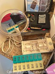 MaxSold Auction: Assorted Toiletries Basket B - Niagara Falls (Ontario, Canada) Moving Online Auction - January Drive