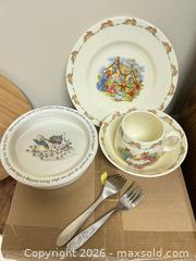 MaxSold Auction: Dishware, Barware: Wedgwood Peter Rabbit, Bunnykins, Royal Doulton, Guinness  and other Collectables B - Niagara Falls (Ontario, Canada) Moving Online Auction - January Drive
