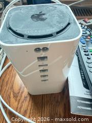 MaxSold Auction: Electronics: Apple Airport, Apple TV, BlackBerry PlayBook, DVD Players, Radio B - Niagara Falls (Ontario, Canada) Moving Online Auction - January Drive