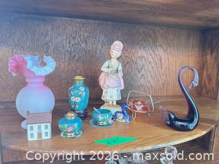 MaxSold Auction: Figurines, Cloisonné, Sterling Silver and More B - Niagara Falls (Ontario, Canada) Moving Online Auction - January Drive