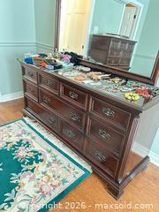MaxSold Auction: Gibbard Mahogany Dresser with Attached Mirror D - Niagara Falls (Ontario, Canada) Moving Online Auction - January Drive
