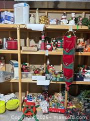 MaxSold Auction: Holiday / Christmas Decorations B - Niagara Falls (Ontario, Canada) Moving Online Auction - January Drive
