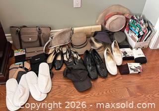 MaxSold Auction: Lot: Handbags, Women's Shoes, Hats, Hosiery & Accessories B - Niagara Falls (Ontario, Canada) Moving Online Auction - January Drive