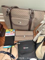 MaxSold Auction: Lot: Handbags, Women's Shoes, Hats, Hosiery & Accessories B - Niagara Falls (Ontario, Canada) Moving Online Auction - January Drive