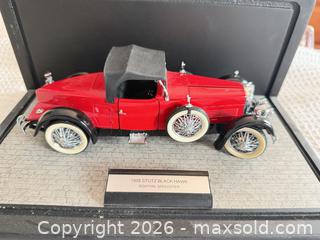 MaxSold Auction: Lot of 3 Diecast & Crystal Model Cars C - Niagara Falls (Ontario, Canada) Moving Online Auction - January Drive