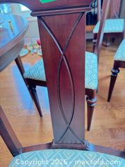 MaxSold Auction: Lot of 6 Wooden Dining Chairs with Upholstered Seats C - Niagara Falls (Ontario, Canada) Moving Online Auction - January Drive