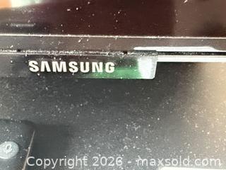 MaxSold Auction: Samsung 55" TV with Remote C - Niagara Falls (Ontario, Canada) Moving Online Auction - January Drive