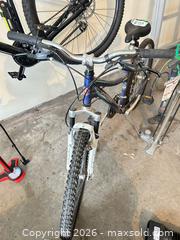 MaxSold Auction: Schwinn 21-Speed Mountain Bike, 27" Wheels, Aluminum Frame B - Niagara Falls (Ontario, Canada) Moving Online Auction - January Drive