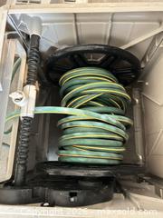 MaxSold Auction: SunCast Medium Hose Storage Box with Internal Reel A - Niagara Falls (Ontario, Canada) Moving Online Auction - January Drive