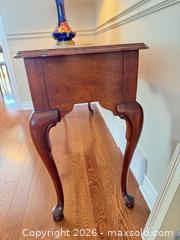 MaxSold Auction: Thomasville Sofa Table C - Niagara Falls (Ontario, Canada) Moving Online Auction - January Drive
