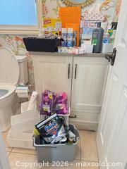 MaxSold Auction: Toiletries, Cleaning Supplies and More B - Niagara Falls (Ontario, Canada) Moving Online Auction - January Drive