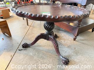 MaxSold Auction: Victorian/Chippendale Solid Mahogany Side Table A - Niagara Falls (Ontario, Canada) Moving Online Auction - January Drive
