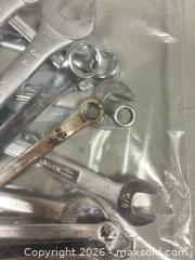 MaxSold Auction: Combination Wrench Set, Mixed Imperial & Metric, 11–20 Pieces - Ottawa (Ontario, Canada) SELLER MANAGED Commercial Liquidation Online Auction - Grenfell