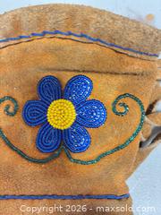 MaxSold Auction: Handmade Indigenous Suede Mittens with Beadwork, Adult S/M - Ottawa (Ontario, Canada) SELLER MANAGED Commercial Liquidation Online Auction - Grenfell