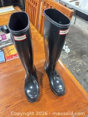 MaxSold Auction: Hunter Women's Black Rubber Rain/Wellington Boots, US 6 - Ottawa (Ontario, Canada) SELLER MANAGED Commercial Liquidation Online Auction - Grenfell