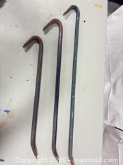 MaxSold Auction: Set of 3 Steel Crowbars / Pry Bars, Blue Paint, Multiple Sizes - Ottawa (Ontario, Canada) SELLER MANAGED Commercial Liquidation Online Auction - Grenfell