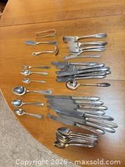 MaxSold Auction: Silver-Plated Floral/Leaf Motif Flatware - Partial Service - Ottawa (Ontario, Canada) SELLER MANAGED Commercial Liquidation Online Auction - Grenfell