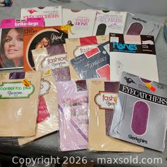 MaxSold Auction: Assorted vintage pantyhose lot 15 - Waterford (New Jersey, USA) SELLER MANAGED Downsizing Online Auction - Chew Road (STORAGE)