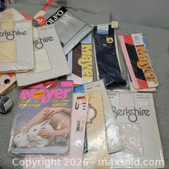 MaxSold Auction: Assorted vintage pantyhose lot 18 - Waterford (New Jersey, USA) SELLER MANAGED Downsizing Online Auction - Chew Road (STORAGE)