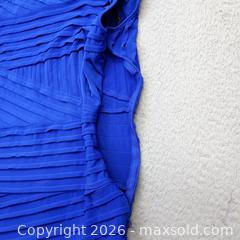 MaxSold Auction: Calvin Klein dress - Waterford (New Jersey, USA) SELLER MANAGED Downsizing Online Auction - Chew Road (STORAGE)