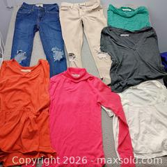 MaxSold Auction: Free people apparel Lot - Waterford (New Jersey, USA) SELLER MANAGED Downsizing Online Auction - Chew Road (STORAGE)