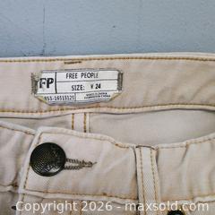 MaxSold Auction: Free people apparel Lot - Waterford (New Jersey, USA) SELLER MANAGED Downsizing Online Auction - Chew Road (STORAGE)
