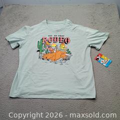 MaxSold Auction: Looney tunes t-shirt bugs Bunny new - Waterford (New Jersey, USA) SELLER MANAGED Downsizing Online Auction - Chew Road (STORAGE)