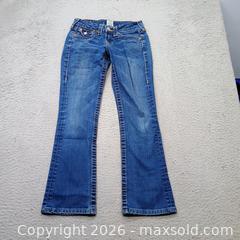 MaxSold Auction: True religion jeans female - Waterford (New Jersey, USA) SELLER MANAGED Downsizing Online Auction - Chew Road (STORAGE)