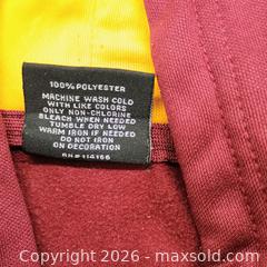 MaxSold Auction: University of Minnesota hoodie  - Waterford (New Jersey, USA) SELLER MANAGED Downsizing Online Auction - Chew Road (STORAGE)