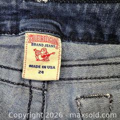 MaxSold Auction: Women's true religion jeans - Waterford (New Jersey, USA) SELLER MANAGED Downsizing Online Auction - Chew Road (STORAGE)