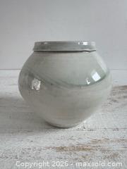 MaxSold Auction: Stunning  Beveridge N.S. Vessel Vase with Faint Blue/Green Wavy Line Design and Rolled Lip - Kingston (Ontario, Canada) SELLER MANAGED Downsizing Online Auction - Bishop Street