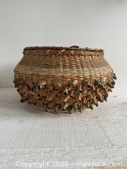 MaxSold Auction: Vintage Curled Woven Basket with Lid - Storage Basket with Woven Detail - Kingston (Ontario, Canada) SELLER MANAGED Downsizing Online Auction - Bishop Street