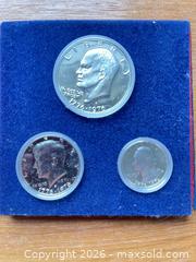 MaxSold Auction: US 1776-1976 Bicentennial Silver Proof Coin Set - Ottawa (Ontario, Canada) SELLER MANAGED Downsizing Online Auction - Grove Avenue
