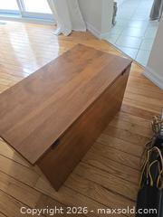 MaxSold Auction: Light Brown Veneer Storage Chest with Hinged Lid - Ajax (Ontario, Canada) SELLER MANAGED Downsizing Online Auction - Meekings Drive