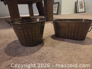 MaxSold Auction: Set of 2 Copper/Bronze Metal Decorative Containers with Handles - Ajax (Ontario, Canada) SELLER MANAGED Downsizing Online Auction - Meekings Drive