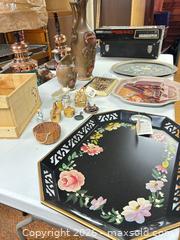 MaxSold Auction: Assorted Vintage Mid-Century Decorative Home Decor Lot B - Kingston (Massachusetts, USA) PARTNER MANAGED Estate Sale Online Auction - Grove Street