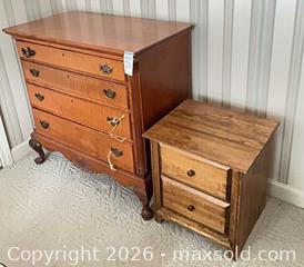 MaxSold Auction: Traditional 4-Drawer Dresser with Nightstand B - Kingston (Massachusetts, USA) PARTNER MANAGED Estate Sale Online Auction - Grove Street