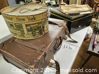 MaxSold Auction: Vintage Men's Straw, Panama & Felt Hats with Dobbs Hat Box A - Kingston (Massachusetts, USA) PARTNER MANAGED Estate Sale Online Auction - Grove Street