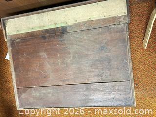 MaxSold Auction: Vintage Solid Wood Dark Brown Desk Top Box with Lid and Hinges B - Kingston (Massachusetts, USA) PARTNER MANAGED Estate Sale Online Auction - Grove Street