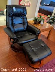 MaxSold Auction: Swivel Recliner Chair with footstool - Toronto (Ontario, Canada) PARTNER MANAGED Estate Sale Online Auction - Shaunavon Heights Crescent