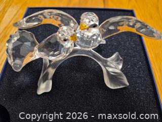 MaxSold Auction: Swarovski Crystal Turtledoves  - Perfect Condition  - Kingston (Ontario, Canada) SELLER MANAGED Downsizing Online Auction -  Bur Brook Road