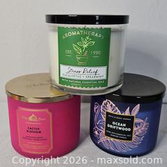 MaxSold Auction: Lot Of Full Size Bath And Body Candles - Riverview (Florida, USA) SELLER MANAGED Downsizing Online Auction - Holly Heath Drive