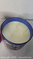 MaxSold Auction: Lot Of Full Size Bath And Body Candles - Riverview (Florida, USA) SELLER MANAGED Downsizing Online Auction - Holly Heath Drive