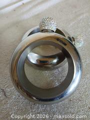 MaxSold Auction: 2 – Bracelet Decanters - Sun City (Arizona, USA) SELLER MANAGED Reseller Online Auction - West Forrester Drive